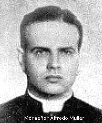 Cardenal Alfredo Muller San MarÃ­n Parroco de la Iglesia en los aÃ±os 50